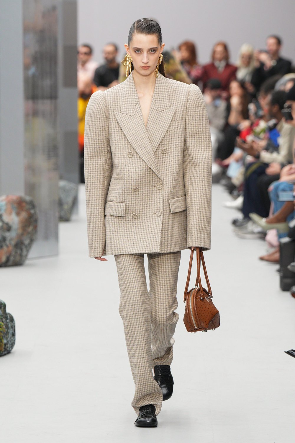 Le défilé acne studios automne-hiver 2025-2026