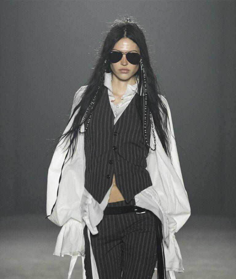 défilé Ann-Demeulemeester automne-hiver 2025-2026