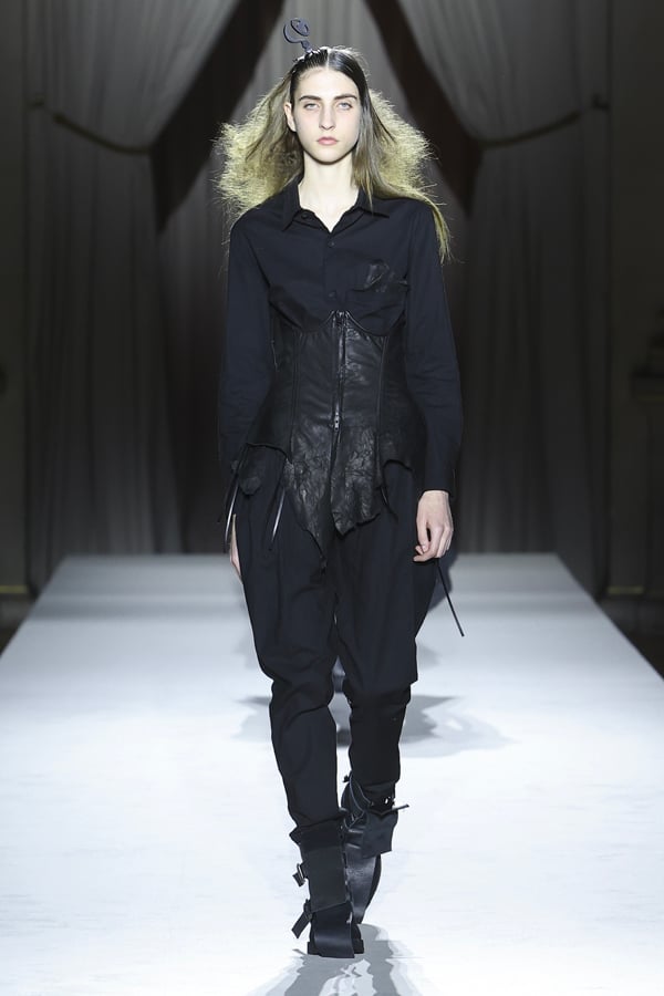 Le défilé Yohji Yamamoto automne-hiver 2025-2026.