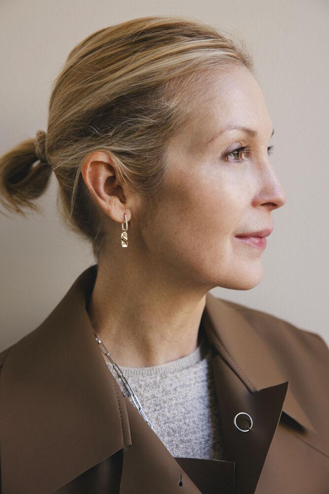 Les boucles d'oreilles Avec Amour par Kelly Rutherford et June Van Thillo pour The 246.