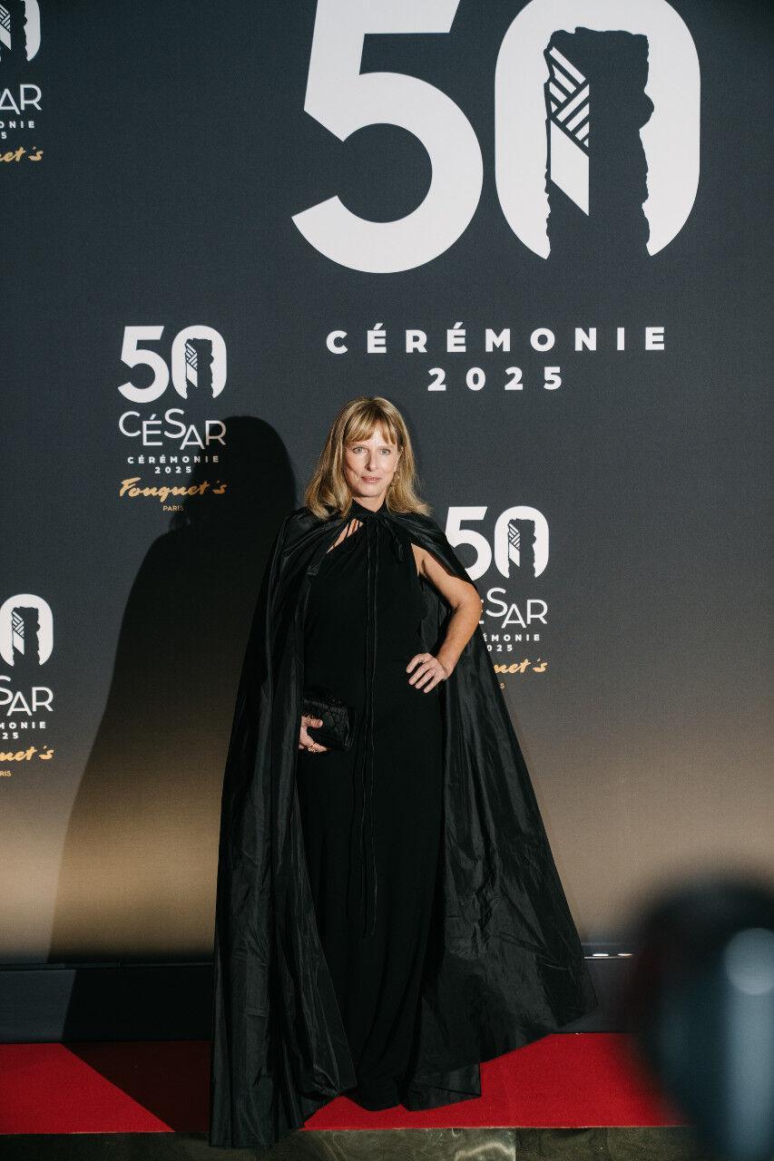 Karin Viard au dîner de gala de la 50e cérémonie des César, le 28 février 2025, au Fouquet's Paris © Stefani Leguenn.