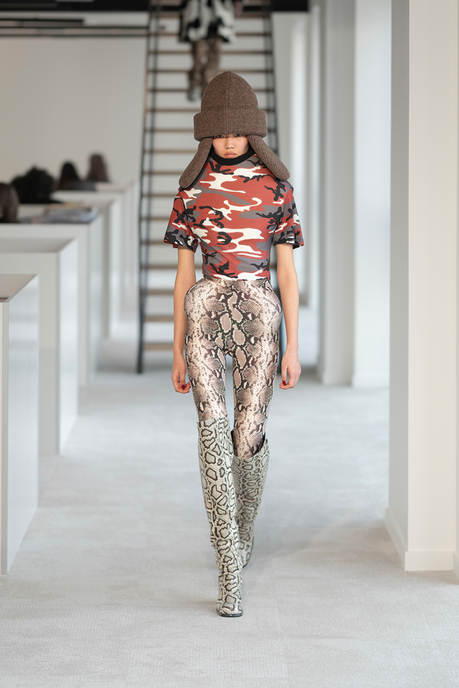 Le défilé Duran Lantink automne-hiver 2025-2026 à la Fashion Week de Paris