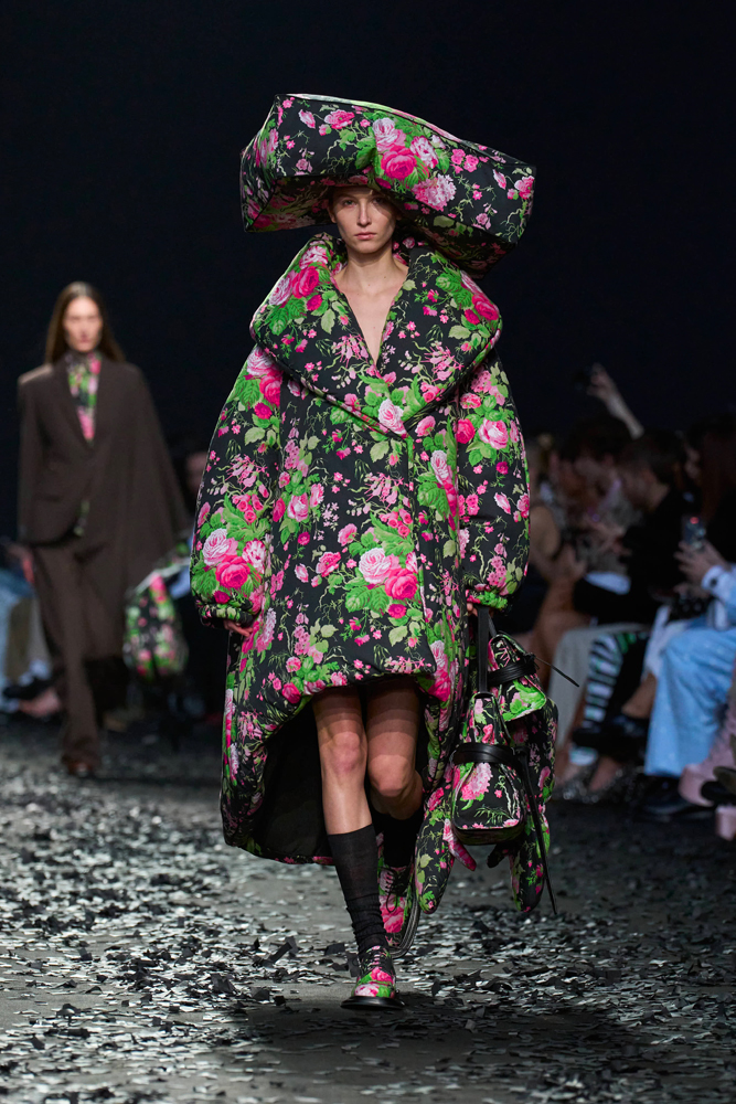 Le défilé Moschino automne-hiver 2025-2026. © Photo Filippo Fior. Courtesy of Moschino.