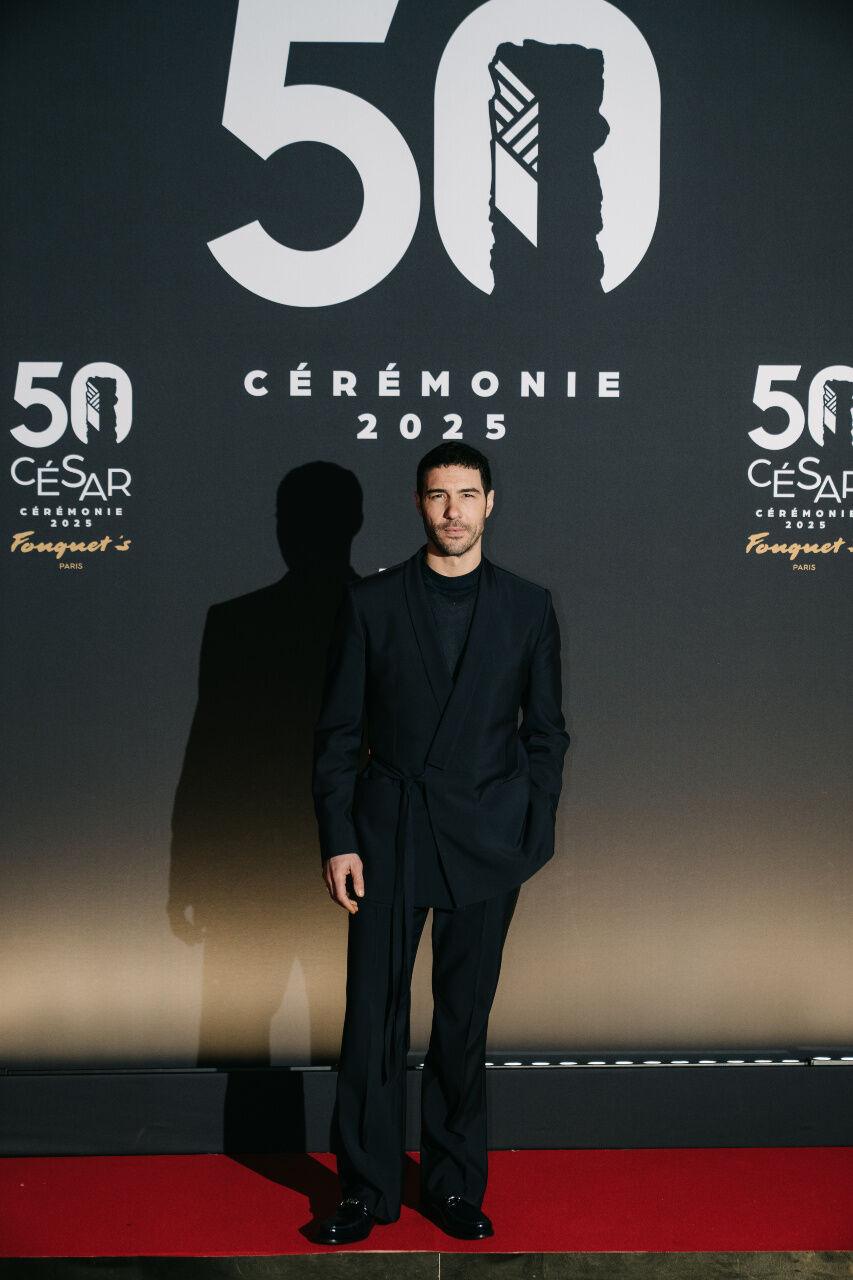 Tahar Rahim au dîner de gala de la 50e cérémonie des César, le 28 février 2025, au Fouquet's Paris.