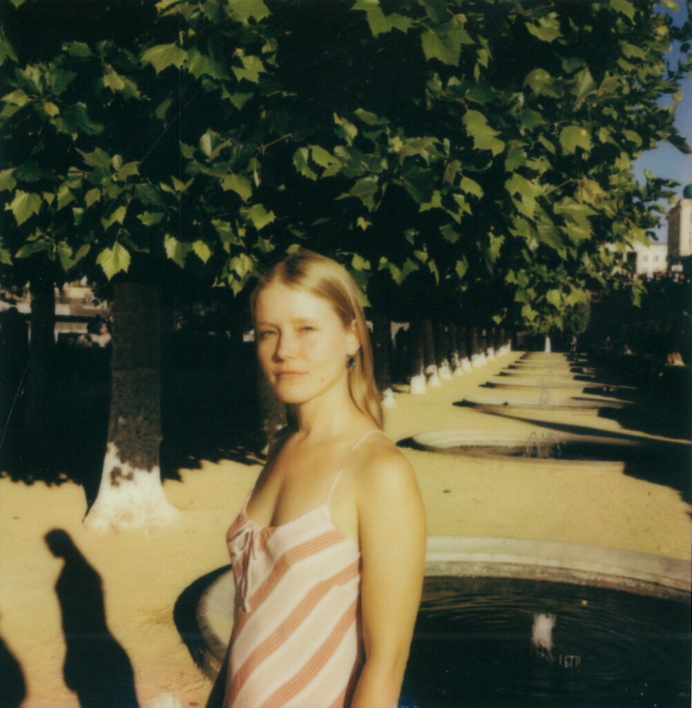 Singer Alice Phobe Lou photographed by Caroline Bertolini.