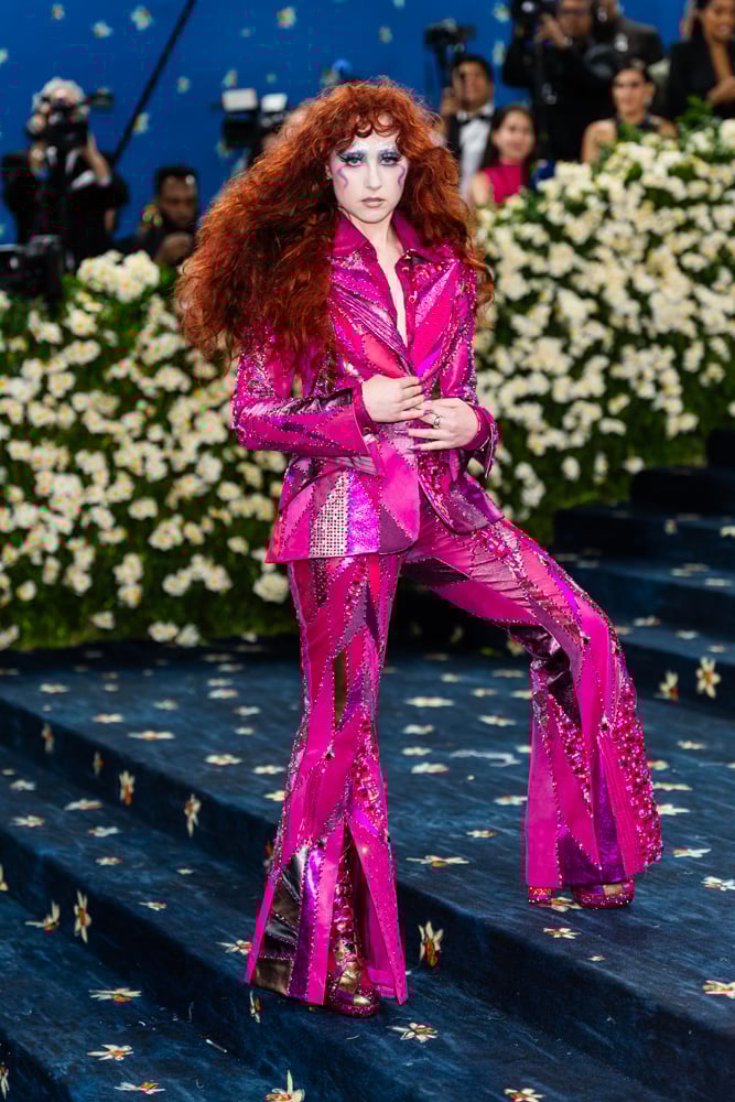 Chappell Roan en costume rose au Met Gala 2025, le 5 mai 2025 à New York 