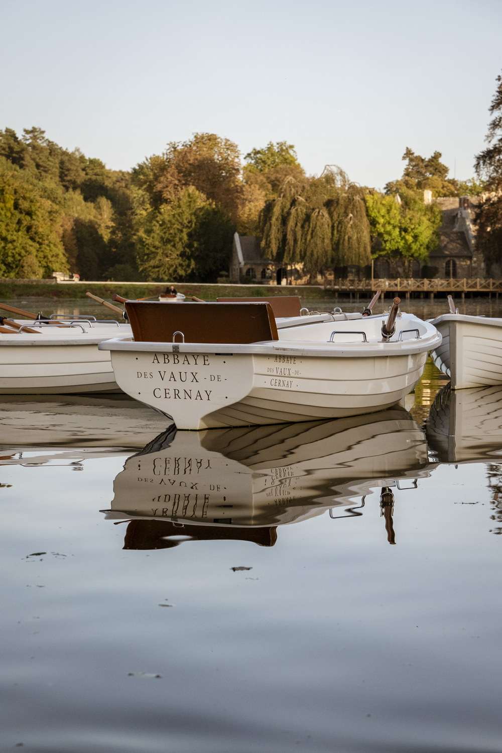 Barque sur le lac du domaine.