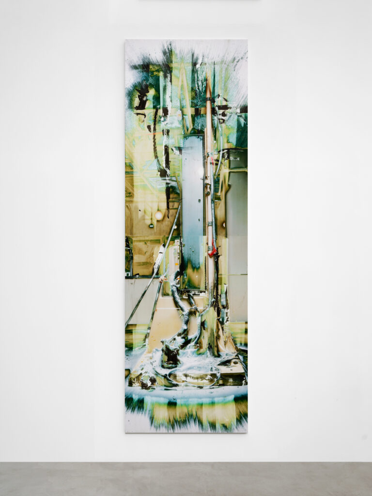 Œuvre de l'artiste Jean-Vincent Simonet. Vue de l'exposition 1000 milliards d'images chez Reiffers Art Initiatives, Paris.