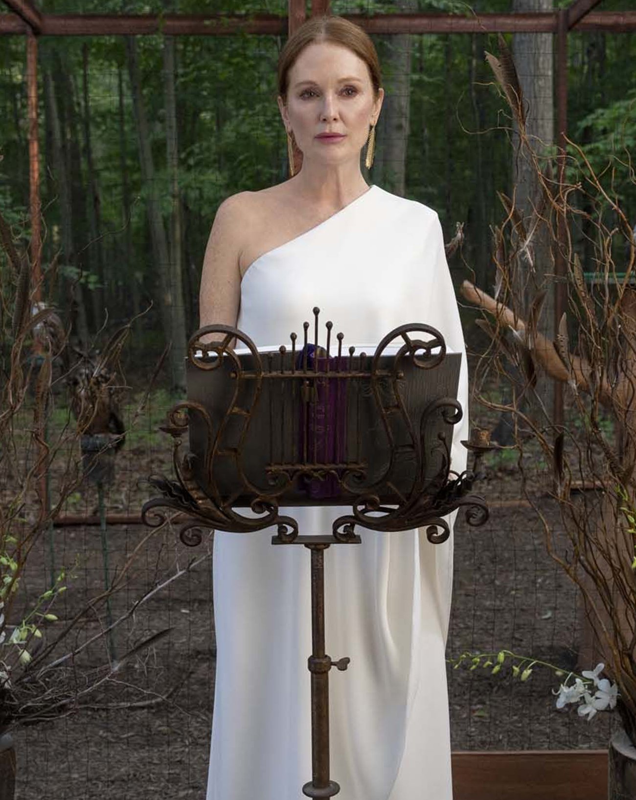 Julianne Moore dans la série Sirens (2025) © Macall Polay/Netflix.