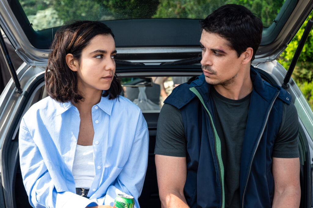 Lina El Arabi et Raphael Acloque dans la série Plaine orientale (2025)