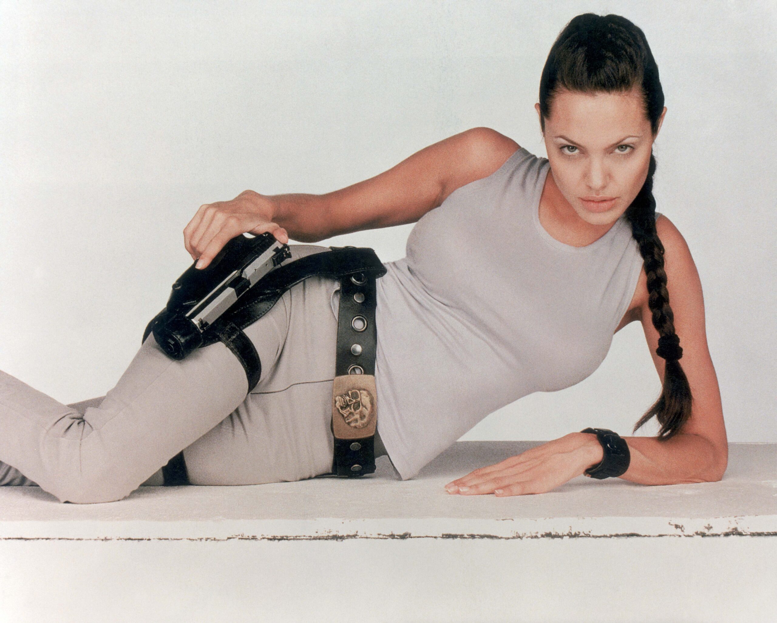 Angelina Jolie, star du film Lara Croft: Tomb Raider (2001). Photo par Sunset Boulevard/Corbis via Getty Images.
