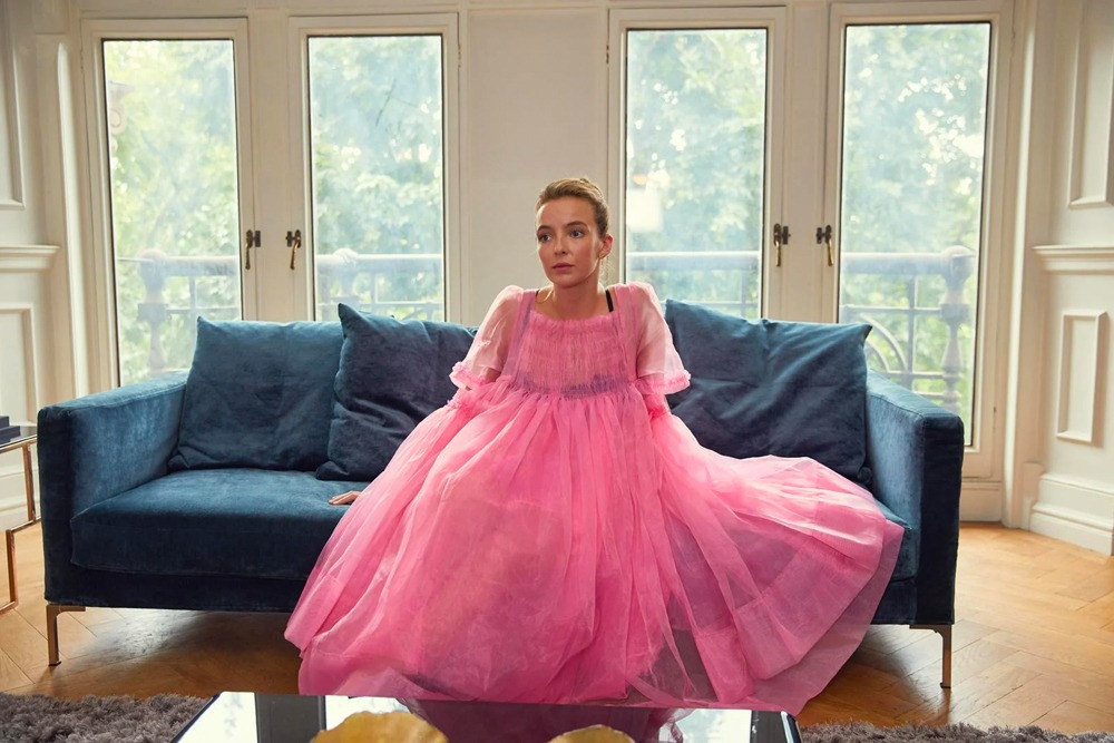 Vilanelle en robe rose en tulle dans Killing Eve