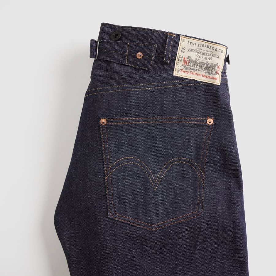news mode 2025 levi's vintage clothing