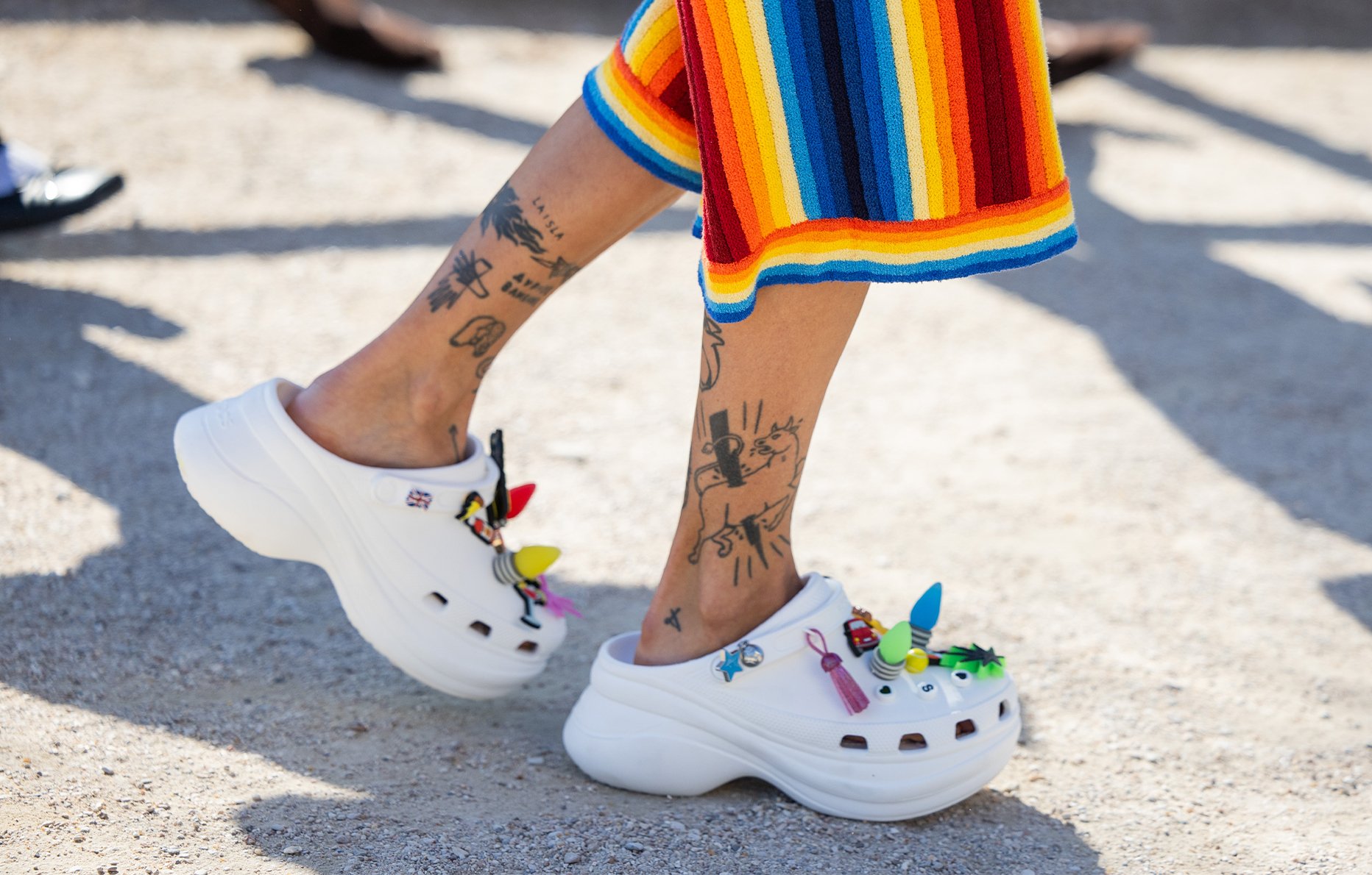 crocs compensées blanches à