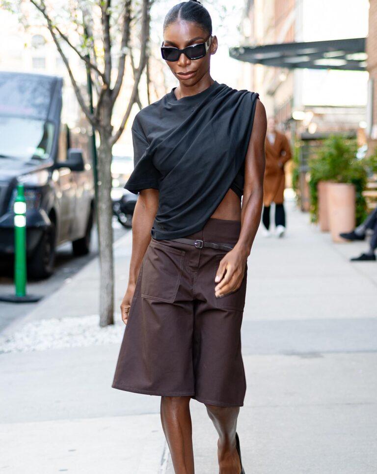 michaela coel en bermuda tendance printemps-été 2026