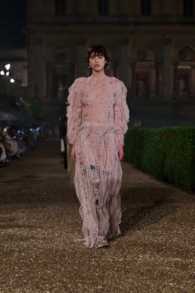 Dior's nude, lace dress
