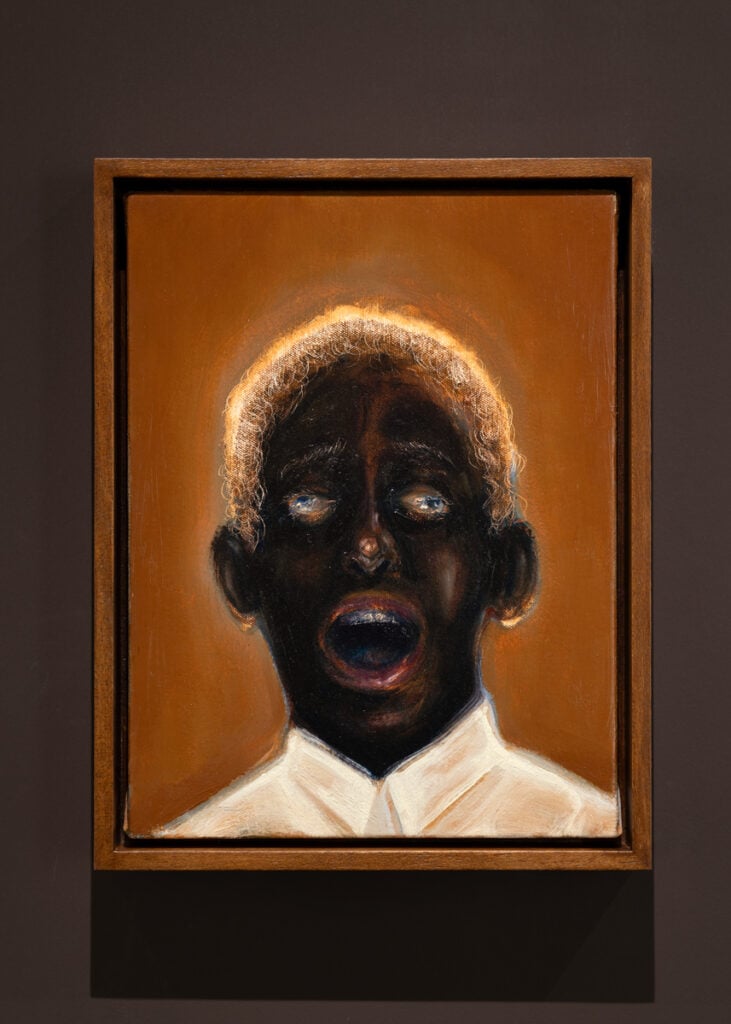 Antonio Obá, “Cantor de coral - estudo” (2023). Vue de l’exposition “Corps et âmes”, Bourse de commerce – Pinault Collection, Paris, 2025.