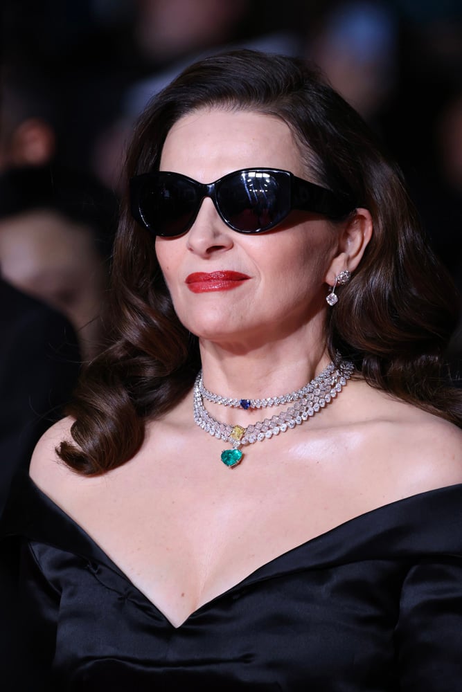  Juliette Binoche en Balenciaga et Chopard au festival de Cannes 2025.