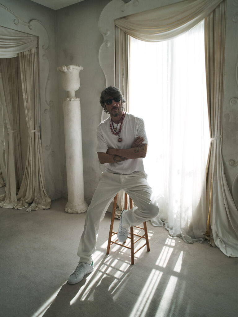 Pierpaolo Piccioli, nouveau directeur artistique de Balenciaga. © David Sims.