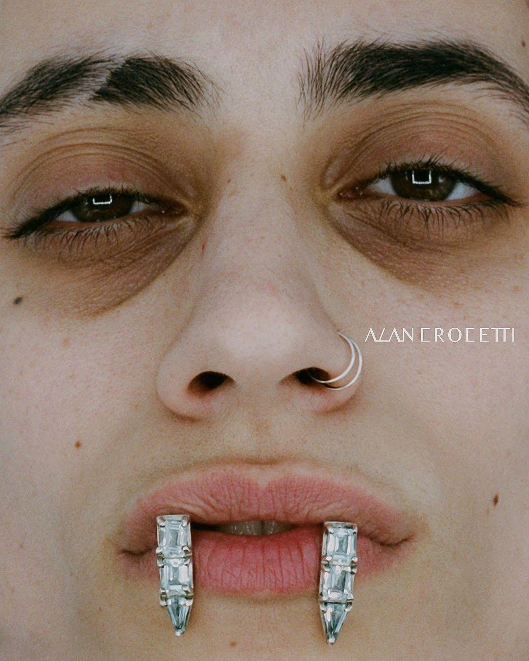Bijoux Alan Crocetti.