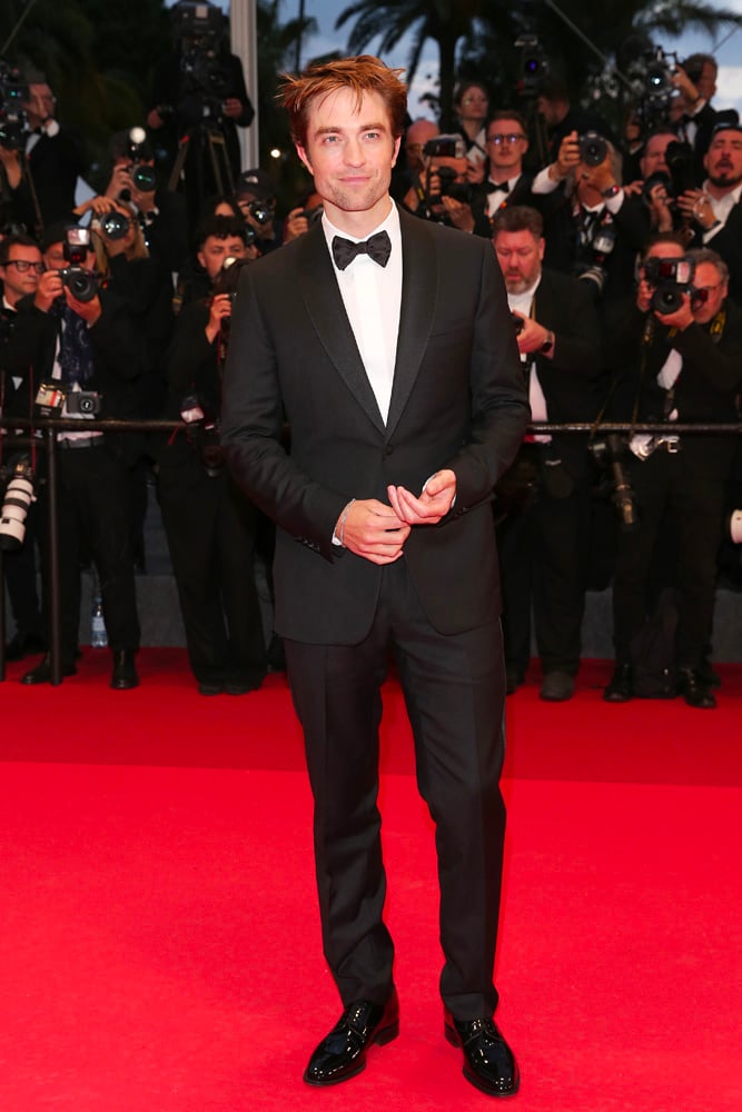 Robert Pattinson en Dior homme sur le tapis rouge du film Die, My Love.