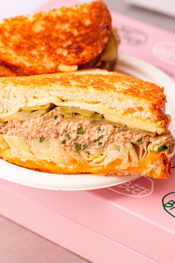 Sandwich Tuna melt de Janet à Paris.