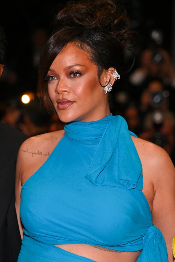 rihanna en bijou d'oreille boucheron au festival de cannes 2025