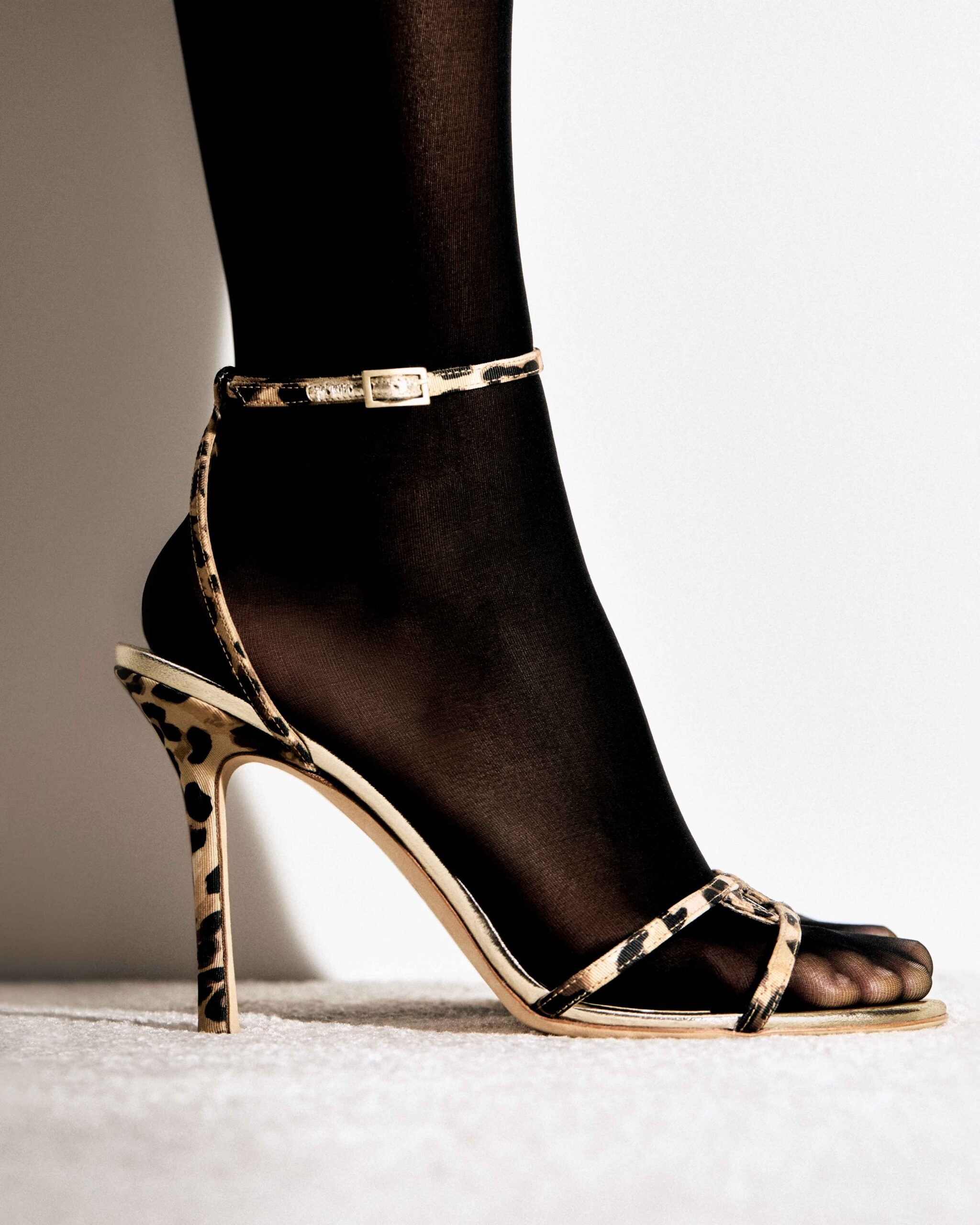 sandales jimmy choo à imprimé léopard modèle the leo de 1998