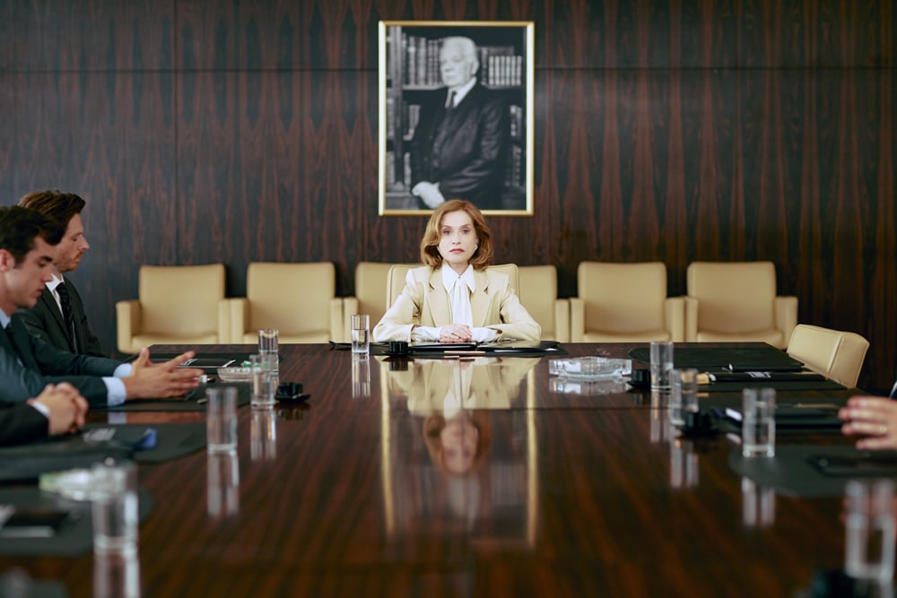 Isabelle Huppert dans La femme la plus riche du monde (2025) de Thierry Klifa