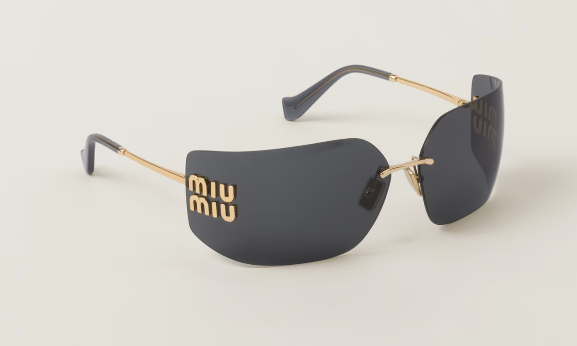 lunettes de soleil enveloppante aux verres gris sans monture miu miu