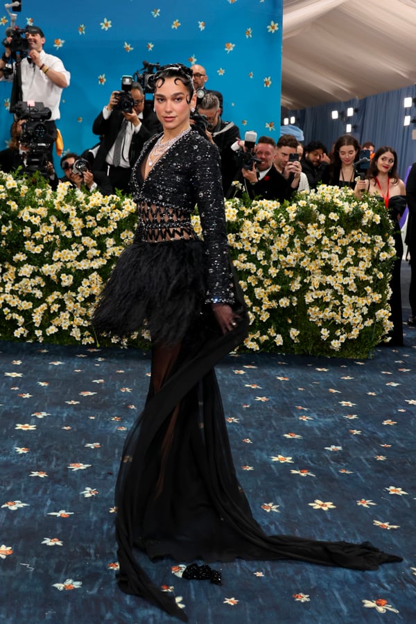 dua lipa en robe chanel au met gala 2025