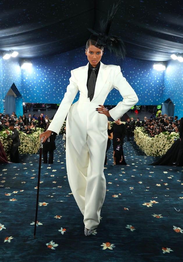imaan hammam en costume blanc magda butrym