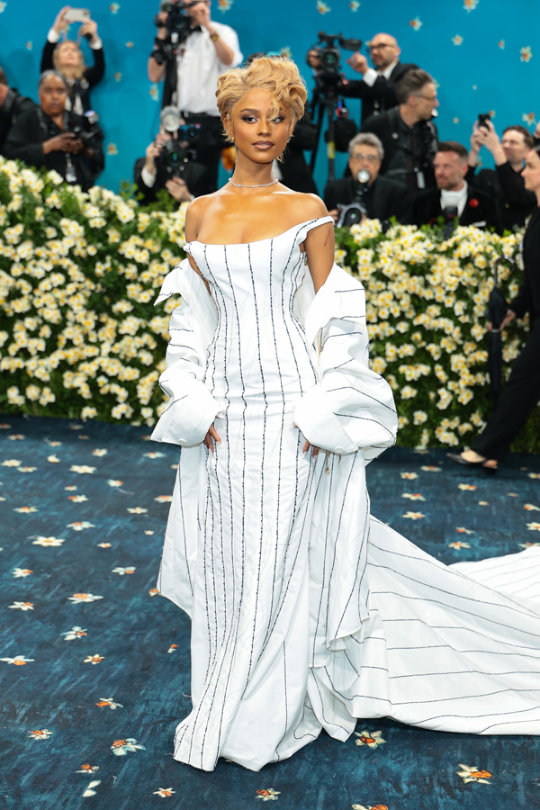 tyla en robe jacquemus au met gala 2025