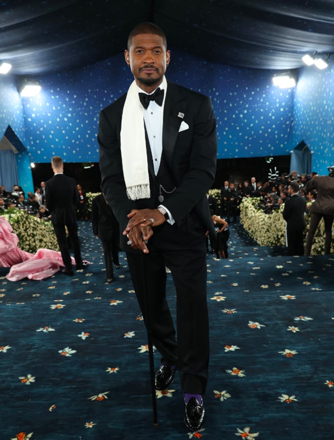 usher en costume ralph lauren et montre jaeger lecoultre au met gala 2025