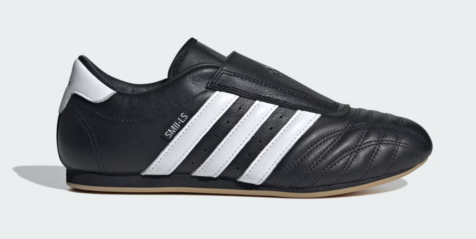 sneakerina taekwondo adidas en cuir noir et blanc