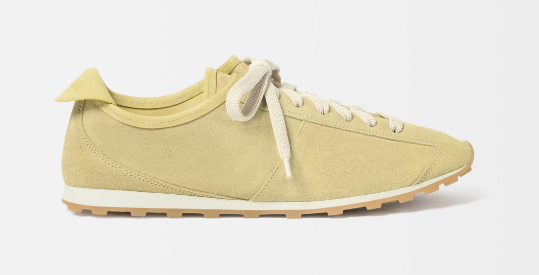 sneakerina en daim jacquemus