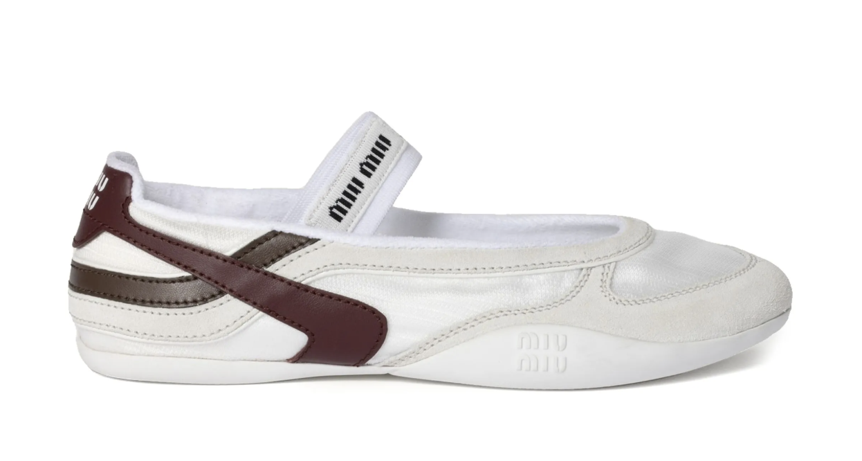 sneakerina ballerines miu miu en suede, cuir et caoutchouc blanc