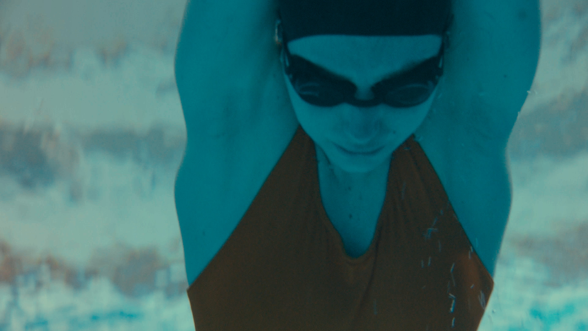 Imogen Poots dans le film The Chronology of Water (2025).