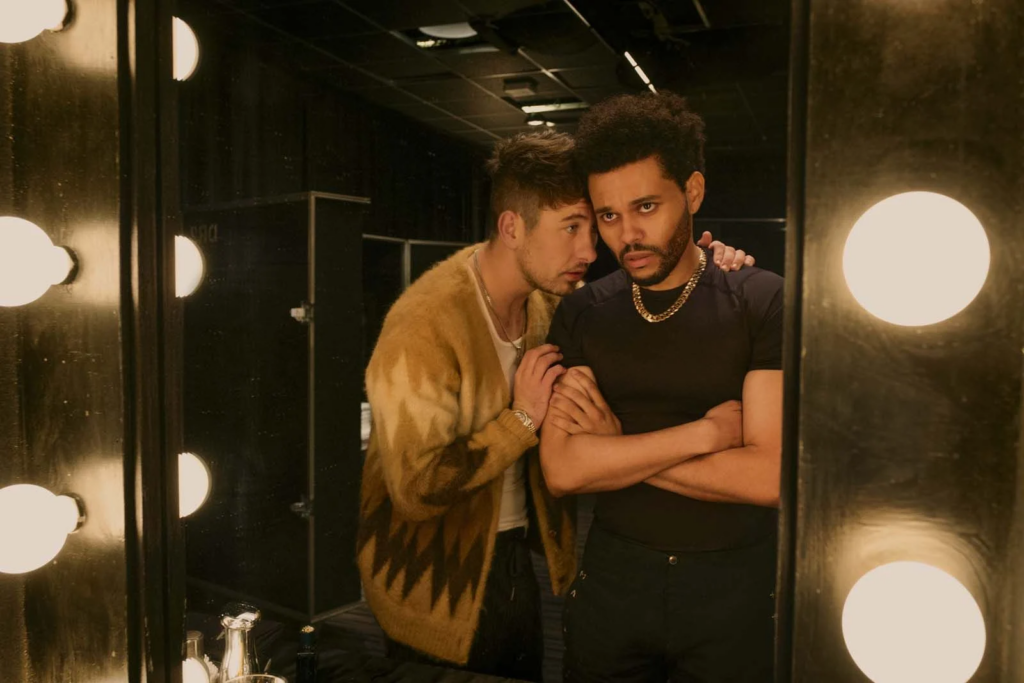Barry Keoghan et Abel Tesfaye dans le film Hurry Up Tomorrow de The Weeknd