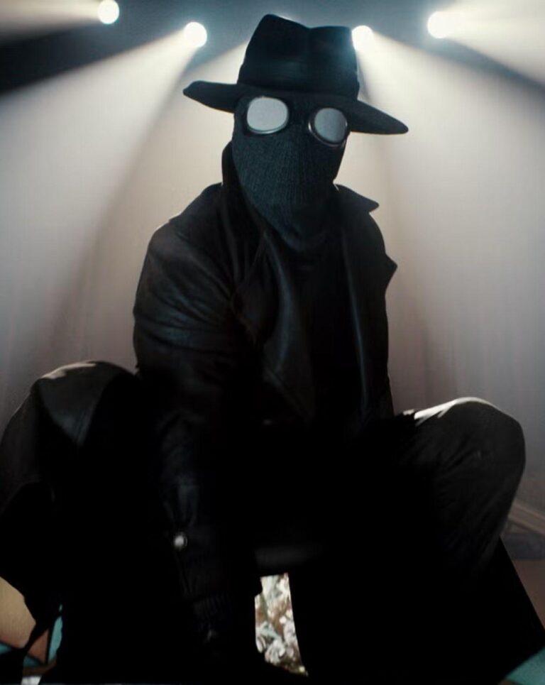 L'acteur Nicolas Cage en Spider-Noir dans la série Prime Vidéo.