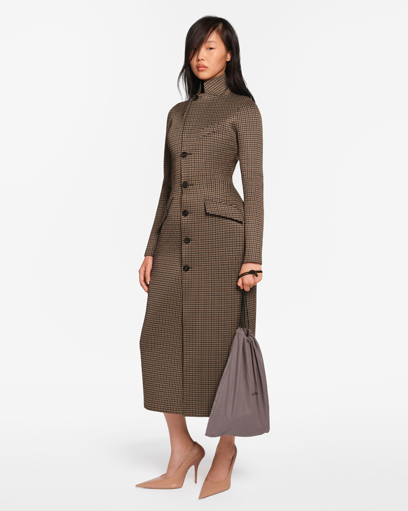 Hourglass coat reedited