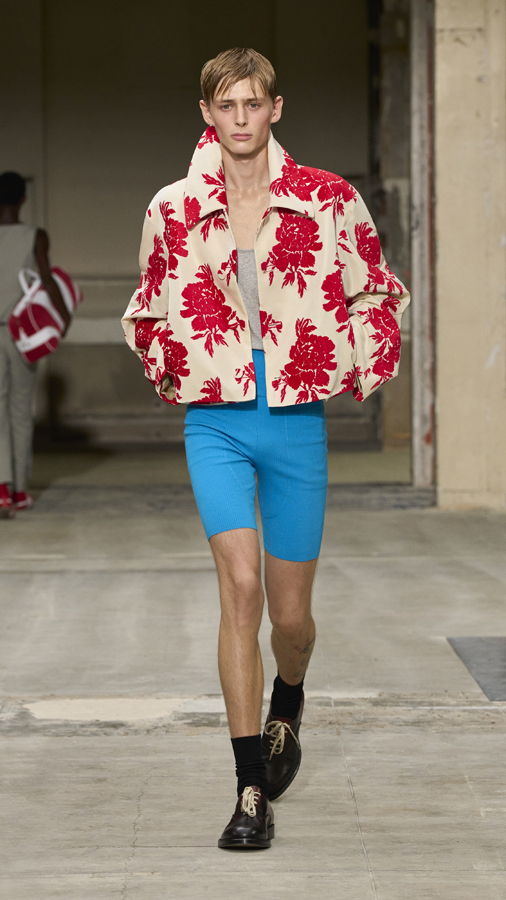 Le défilé Dries Van Noten homme printemps-été 2026.