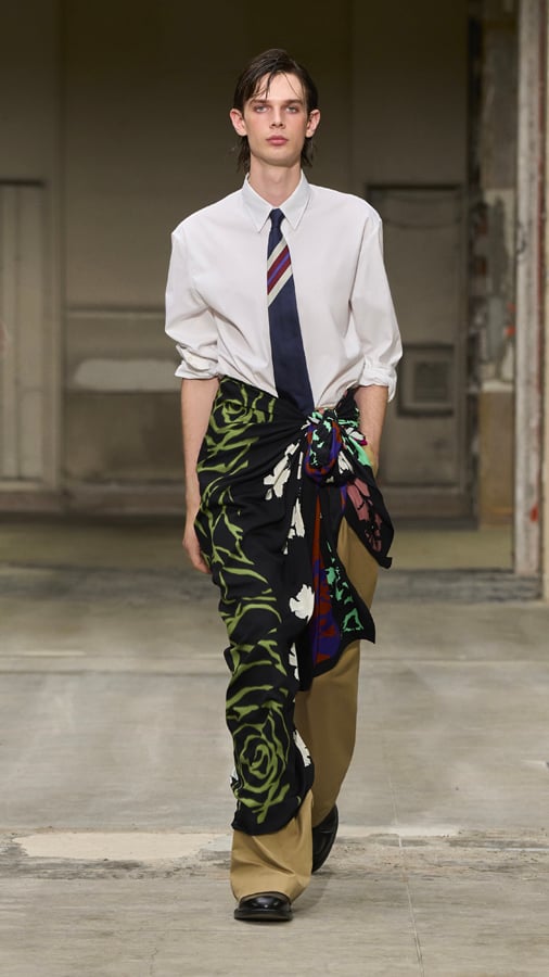 Le défilé Dries Van Noten homme printemps-été 2026.