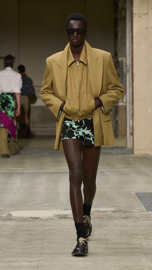 Le défilé Dries Van Noten homme printemps-été 2026.
