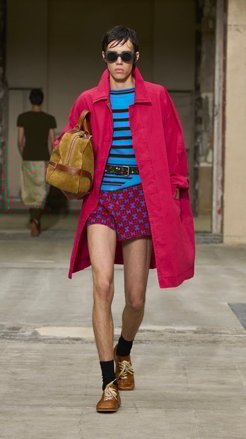 Le défilé Dries Van Noten homme printemps-été 2026.