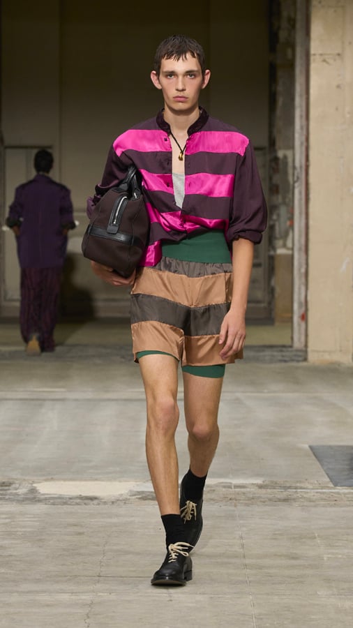 Le défilé Dries Van Noten homme printemps-été 2026.