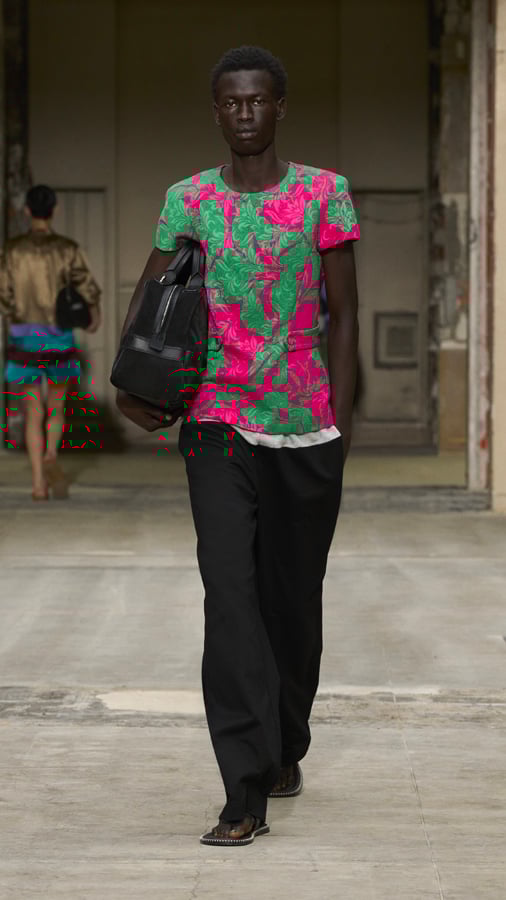 Le défilé Dries Van Noten homme printemps-été 2026.