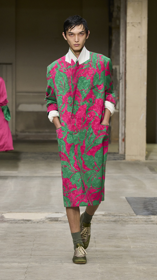 Le défilé Dries Van Noten homme printemps-été 2026.