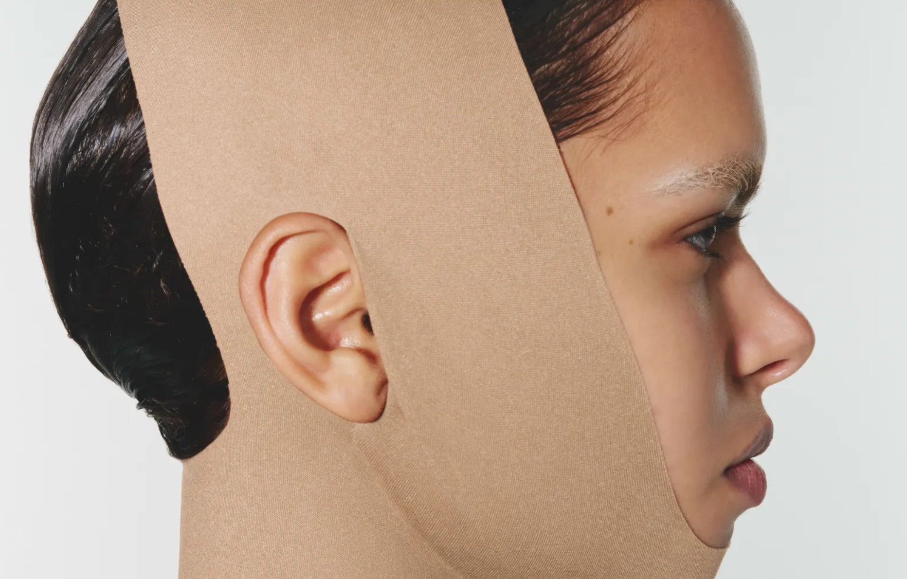 Le Face Wrap de Skims.