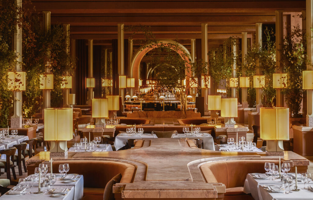 vue de l'intérieur du grand café au grand palais